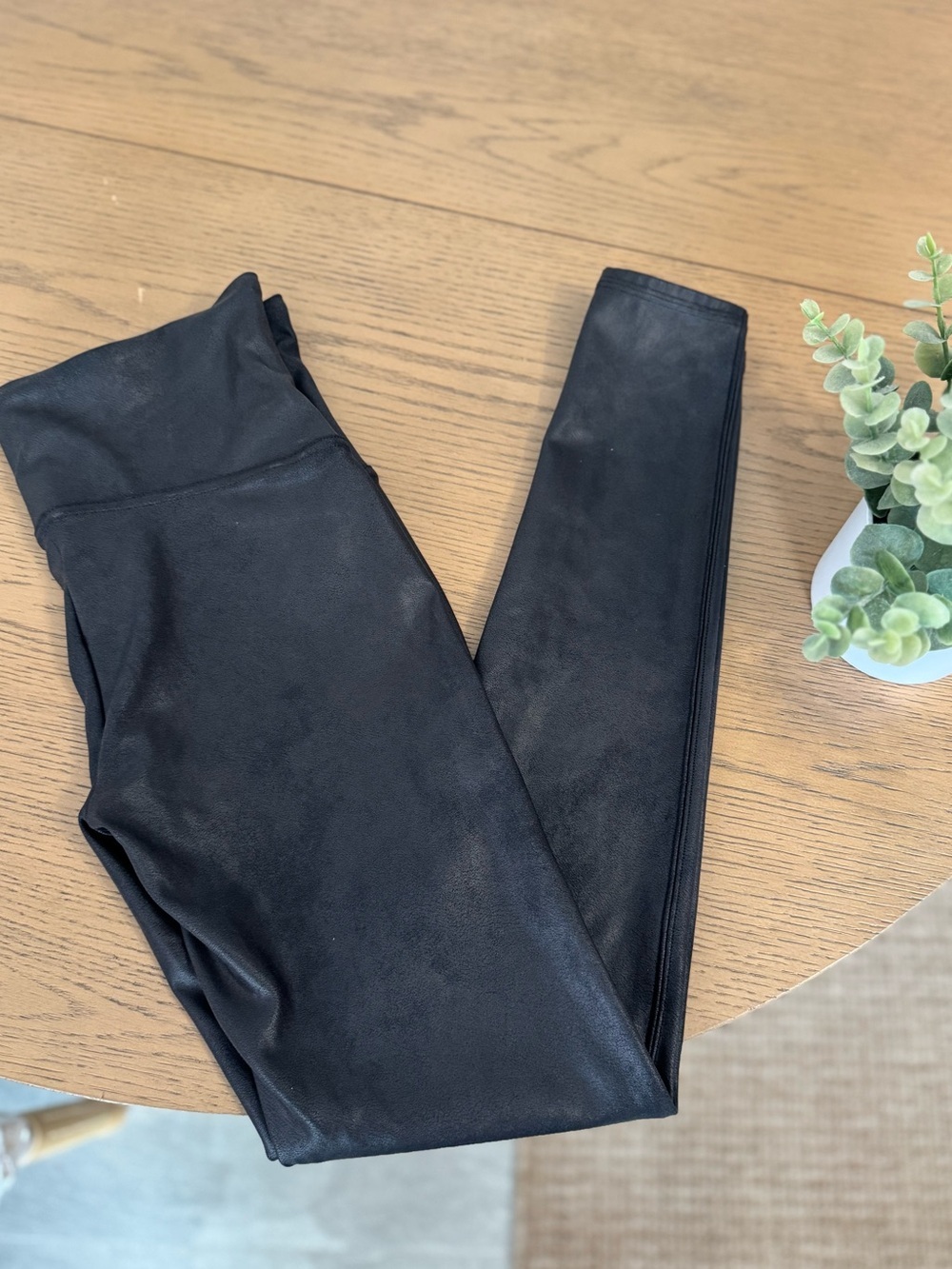SPANX Black SPANX shape Faux Leather Leggings L